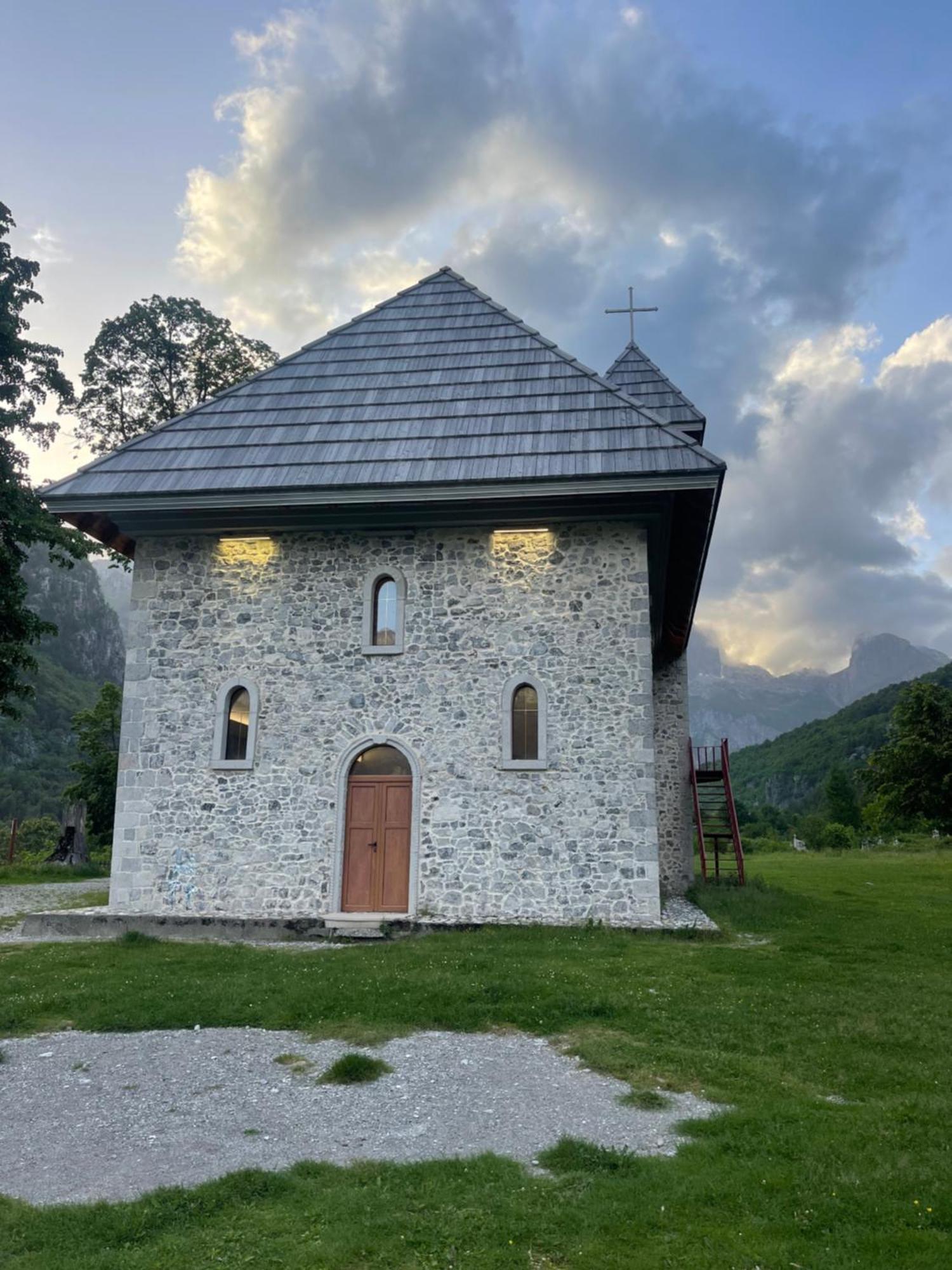 Thethi Mountain Villas Luaran gambar